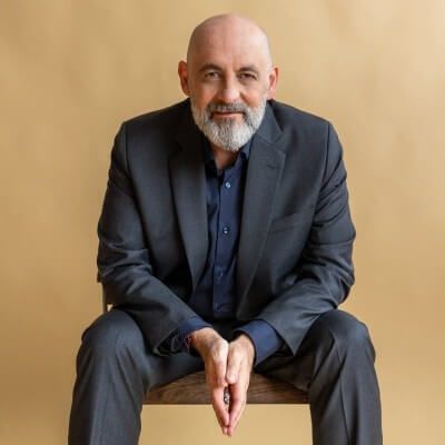 Darren J Kerr